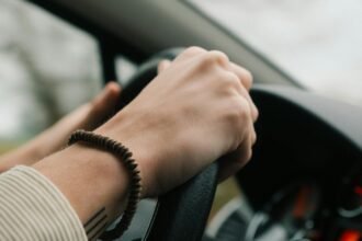 Para ter direito a carros para PCD com isenções fiscais, é necessário possuir uma deficiência física, visual, mental severa o