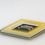 Para conservar a pintura do automóvel e manter seu brilho original, é fundamental adotar uma rotina de limpeza correta, prote