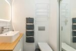 Banheiro Pequeno: O Guia Definitivo para Aproveitar Cada Centímetro com Elegância e Funcionalidade — banheiro pequeno como ap