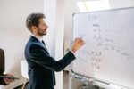 Como abrir um negócio com pouco dinheiro em 2026 — como abrir um negócio com pouco dinheiro em 2026 | Aproximando Distâncias