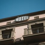 Como Conseguir Hotel Barato em Alta Temporada: Economize Inteligente e Viaje Mais! — como conseguir hotel barato em alta temp