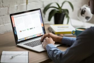 Como Criar uma Newsletter Irresistível: Estratégias para Disparar sua Taxa de Abertura e Engajamento — como criar uma newslet