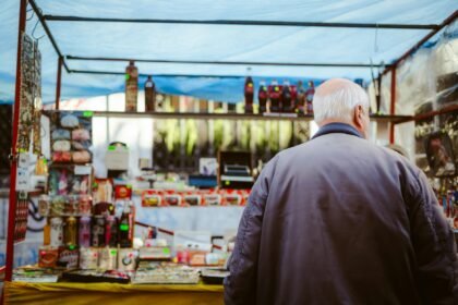 Guia Definitivo: Como Divulgar Seu Negócio Local Sem Gastar Dinheiro e Atrair Mais Clientes — como divulgar meu negócio local