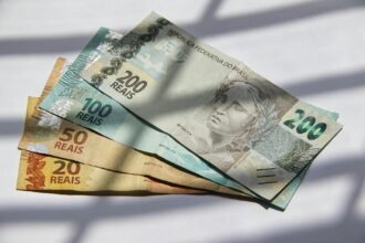 Salário Mínimo em 2026: O Guia Definitivo para Economizar e Alcançar Suas Metas Financeiras — como economizar dinheiro com sa