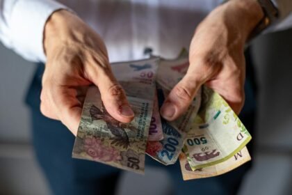 Como Fazer Renda Extra em Casa em 2026: Seu Guia Completo para Ganhos Online — como fazer renda extra sem sair de casa em 202