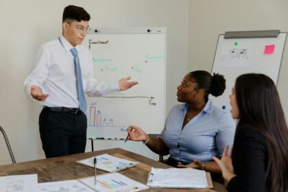 Como Fazer um Bom Briefing de Marketing para Agência: O Guia Essencial para Resultados Excepcionais — como fazer um bom brief