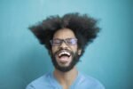 Como Melhorar o Humor no Dia a Dia Naturalmente: Guia Definitivo para Mais Leveza e Bem-Estar — como melhorar o humor no dia