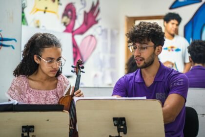Diferença entre ead e presencial qual escolher — diferença entre ead e presencial qual escolher | Aproximando Distâncias