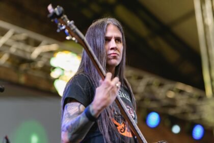 Dor nas Costas no Escritório? Alivie JÁ com Exercícios Simples e Eficazes! — exercícios para dor nas costas no escritório | A