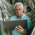 Segurança Digital para Idosos: Dicas Essenciais para Navegar na Web com Confiança e Proteção — segurança digital para idosos