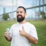 Sinais Claros: Seu Corpo Pede Mais Água? Guia Essencial para uma Hidratação Ótima — sinais de que você precisa beber mais águ