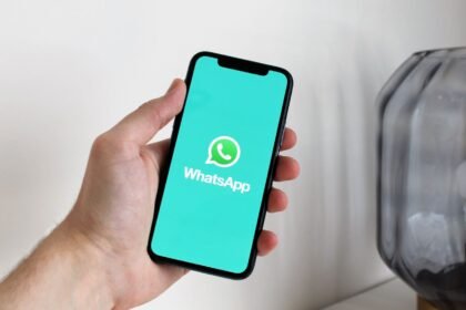 Figurinhas no WhatsApp