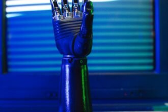 SWEN.AI alerta para os principais riscos no uso de ferramentas de inteligência artificial